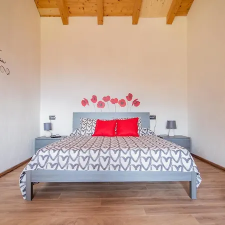 La Cascina ファームステイ サン・フェデーレ・インテルヴィ