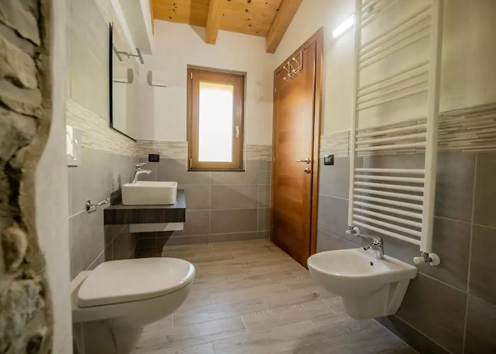 La Cascina * Сан-Феделе-Интельви