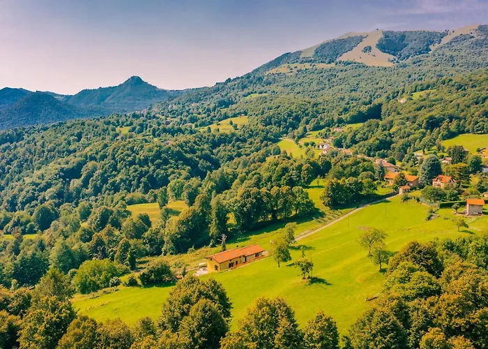 La Cascina Фермерский дом Сан-Феделе-Интельви
